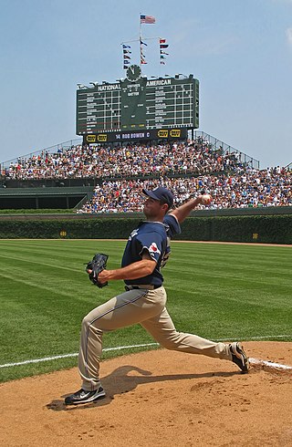 <span class="mw-page-title-main">Fastball</span> Baseball pitch thrown at a pitchers top speed