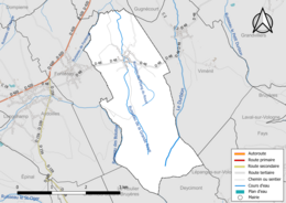 Carte en couleur présentant le réseau hydrographique de la commune