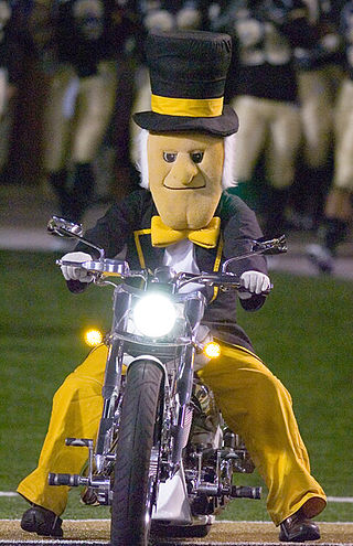 <span class="mw-page-title-main">Demon Deacon</span> Mascot character