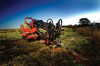 <span class="mw-page-title-main">Directional drilling</span> Practice of drilling non-vertical bores