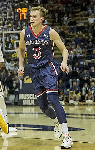 <span class="mw-page-title-main">Emmett Naar</span> Australian basketball player