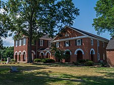 Middlesex County Courthouse in Saluda