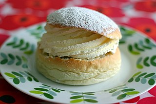 <span class="mw-page-title-main">Semla</span> Nordic filled breads