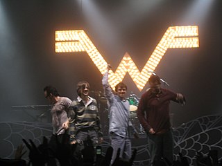 <span class="mw-page-title-main">Weezer discography</span> Band discography