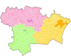 Arrondissement Carcassonne na mapě departementu Aude (růžové)