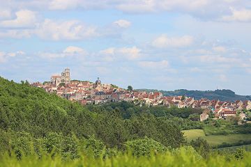 Vézelay vue de la Goulotte.