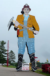 Big John, at the Iron Mountain Iron Mine, is a roadside attraction. 2009-0619-Vulcan-BigJohn.jpg