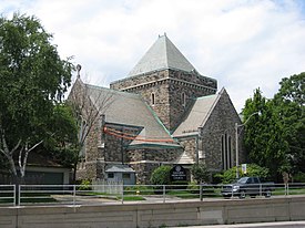 View of Glenview Presbyterian Church in Lytton Park