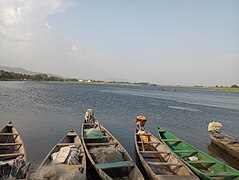 Kpong Fish Market near the Kpong Harbour, Ghana.jpg