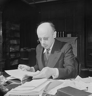 <span class="mw-page-title-main">Munir Ertegun</span> Turkish diplomat (1883–1944)