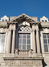 Masonic Temple, Crown Street, Aberdeen, first floor detail main facade, Harbourne Maclennan, Jenkins and Marr, 1910.jpg