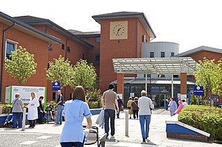 <span class="mw-page-title-main">Wythenshawe Hospital</span> Teaching hospital in South Manchester, England