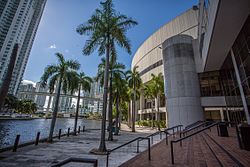 Riverwalk & Dockage at the James L. Knight Center