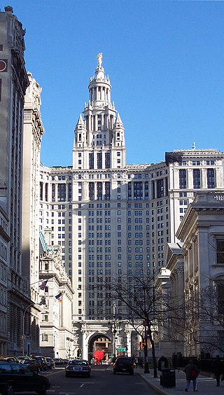 <span class="mw-page-title-main">Chambers Street (Manhattan)</span> Street in Manhattan, New York