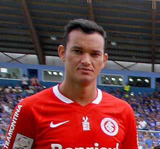 <span class="mw-page-title-main">Réver</span> Brazilian footballer