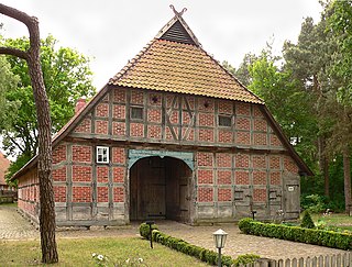 <span class="mw-page-title-main">Low German house</span> Type of timber-framed farmhouse found in parts of Germany and the Netherlands