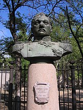 Bust of Bellingshausen