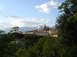 Skyline of Atina