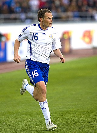 <span class="mw-page-title-main">Jonatan Johansson (footballer)</span> Finnish footballer and coach (born 1975)