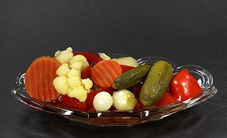 <span class="mw-page-title-main">Mixed pickle</span> Pickles made from a variety of vegetables mixed in the same pickling process