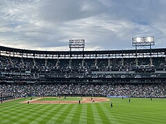 Les tribunes.