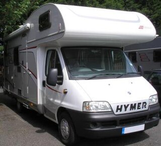 <span class="mw-page-title-main">Motorhome</span> Type of vehicle