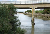 Photographie du pont de la départementale 810 au-dessus de l’Uhabia