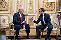 Macron tapaa Yhdysvaltain presidentin Donald Trumpin vuonna 2018.