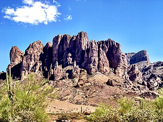 <span class="mw-page-title-main">East Valley (Phoenix metropolitan area)</span> Part of Metropolitan Phoenix in Arizona