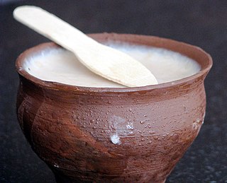 <span class="mw-page-title-main">Mishti doi</span> Dessert of Bengal