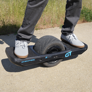 <span class="mw-page-title-main">Onewheel</span> Self-balancing personal transporter