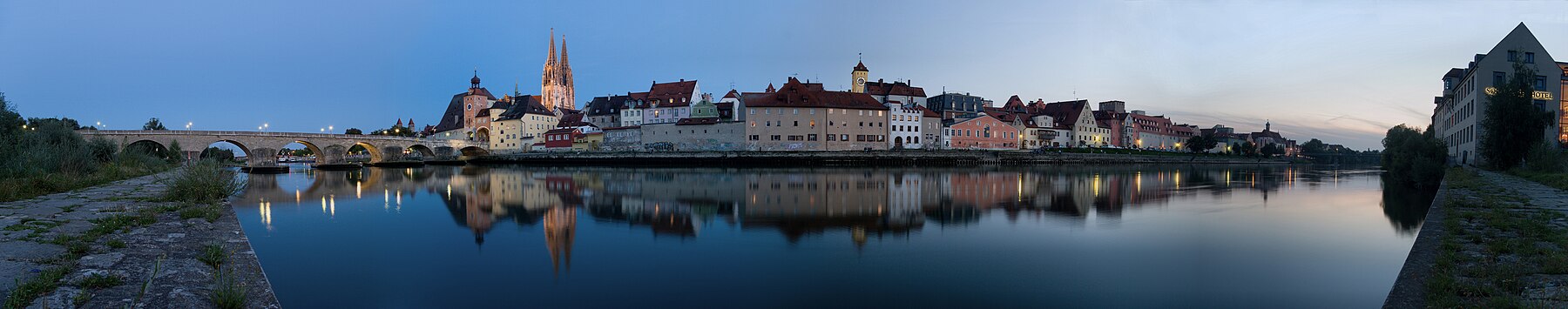 Panoramatická fotografia mesta Regensburg