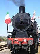 La locomotiva Gr.740.423, utilizzata in Sardegna per convogli turistici.