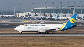 Ukraine International Airlines Boeing 737-4Z9 UR-GAO MUC 2015 01.jpg