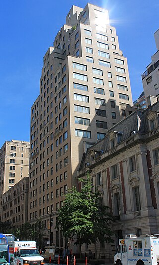 <span class="mw-page-title-main">1049 Fifth Avenue</span> Residential skyscraper in Manhattan, New York