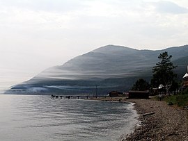 Kalnai ties Bolšyje Kotų gyvenviete