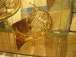 <span class="mw-page-title-main">German horn</span> Musical instrument often made of brass