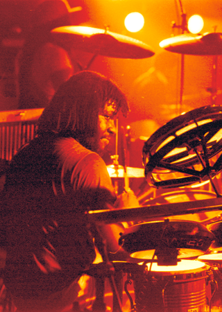 <span class="mw-page-title-main">Sly Dunbar</span> Drummer