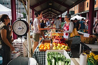 Farmers' Market.jpg