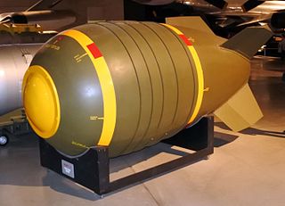 <span class="mw-page-title-main">Mark 6 nuclear bomb</span> Type of bomb