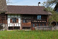 Bohlenständerhaus in Schrofen