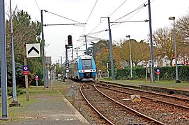 Les voies en direction de Saint-Nazaire.