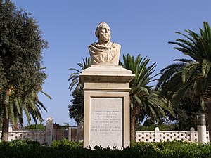 Marsala: in piazza della Vittoria