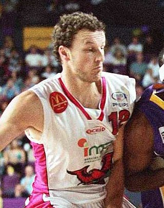 <span class="mw-page-title-main">Glen Saville</span> Australian basketball player (b.1976)