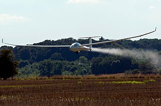 <span class="mw-page-title-main">Gliding</span> Recreational activity and competitive air sport