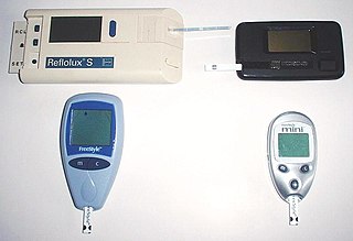 <span class="mw-page-title-main">Glucose meter</span> Medical device for determining the concentration of glucose in the blood