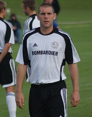 <span class="mw-page-title-main">Jake Buxton</span> English footballer (born 1985)