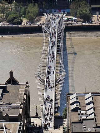 <span class="mw-page-title-main">Millennium Bridge, London</span> Bridge over the River Thames in England