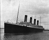 RMS Titanic úti á sjó