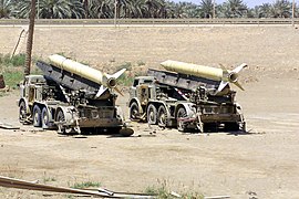 Deux lance-missiles tactiques SRBM "sol-sol" Laith-90, dérivé irakien du FROG-7[21] soviétique, de 90 km de portée, mis en œuvre par la Garde Républicaine, capturés en 2003.